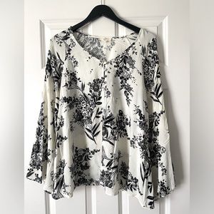Entro Cream & Black floral bell-sleeve blouse
